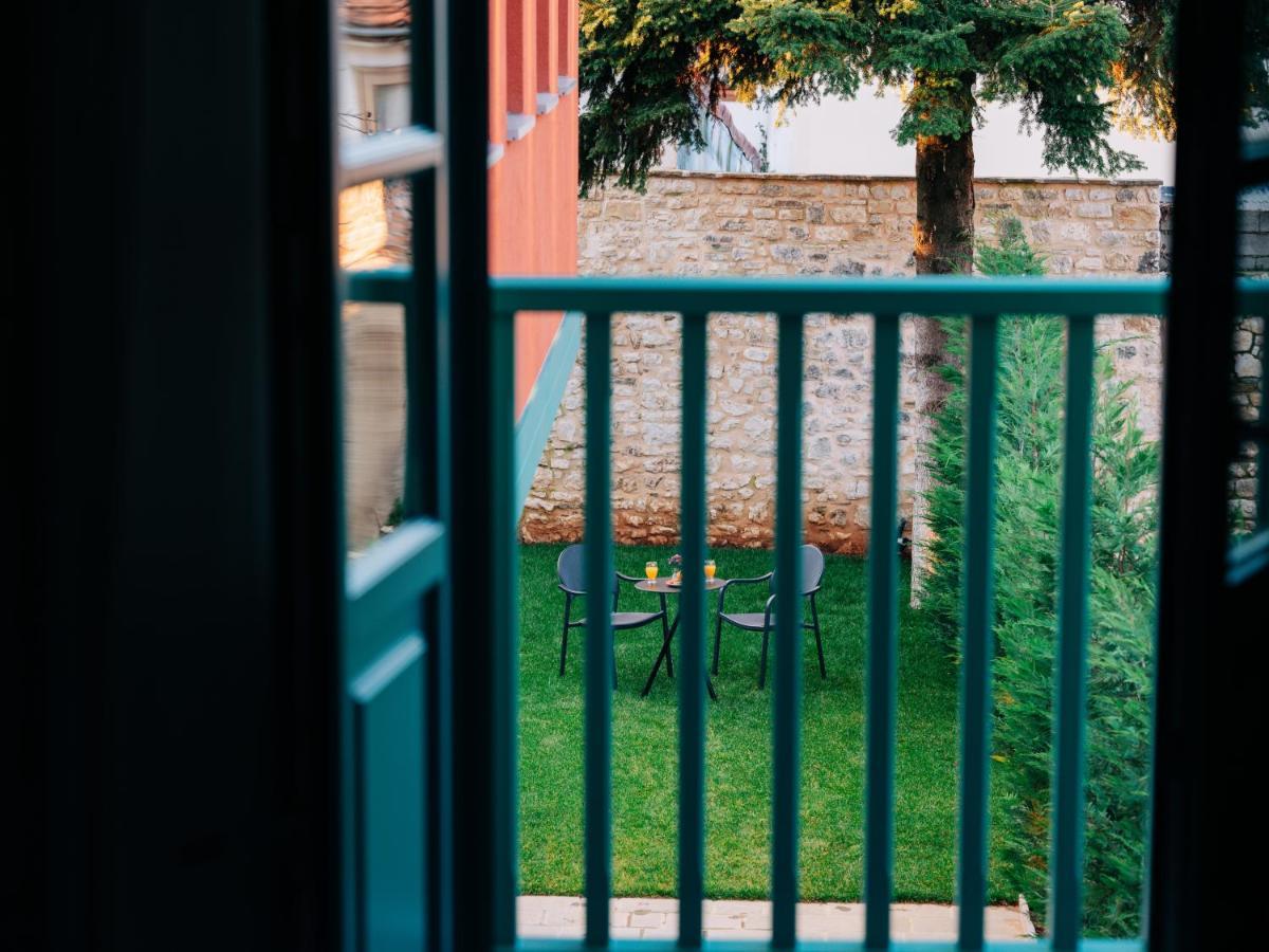Castrello Old Town Hospitality Hotel Ioannina Bagian luar foto